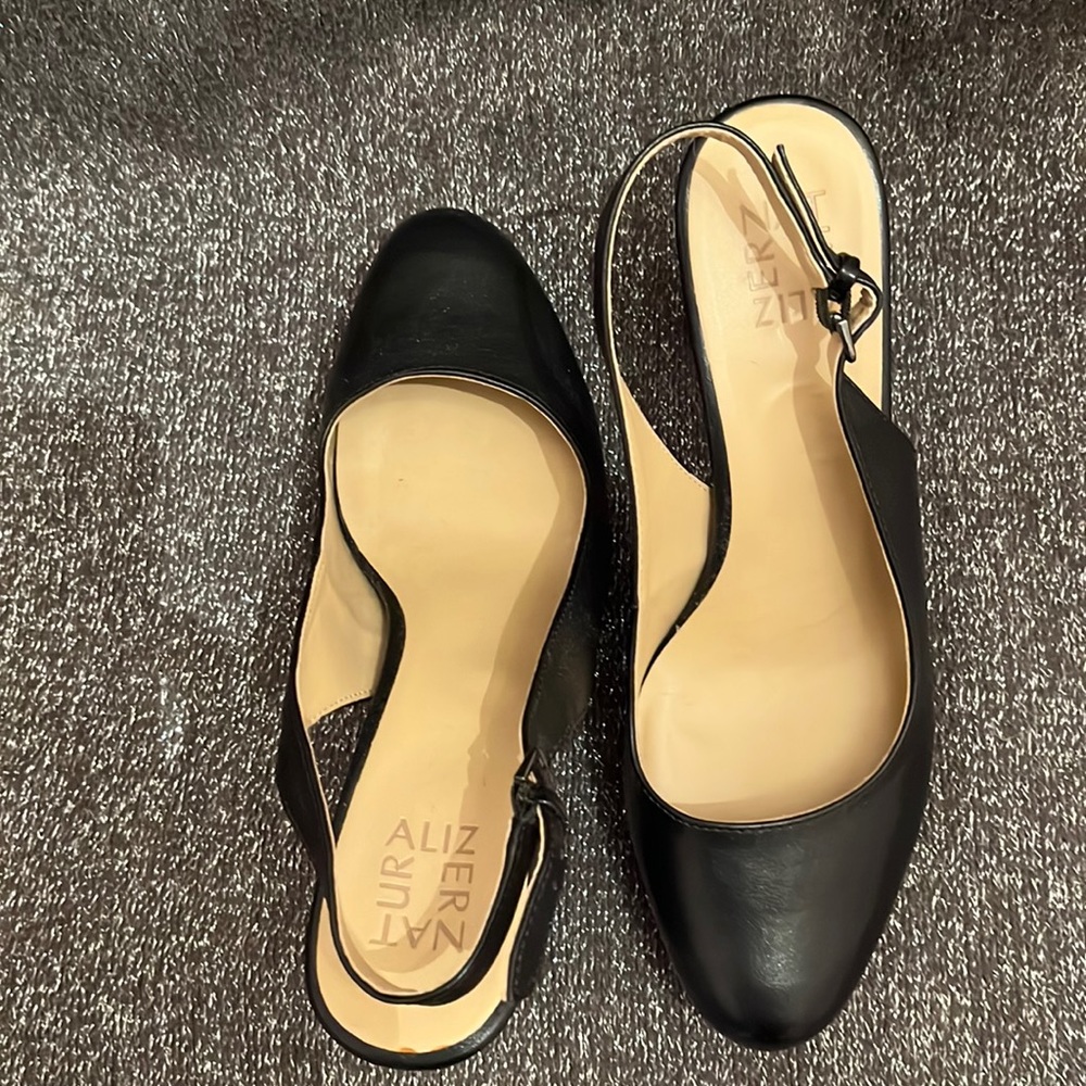 Naturalizer sling-backs (non leather)